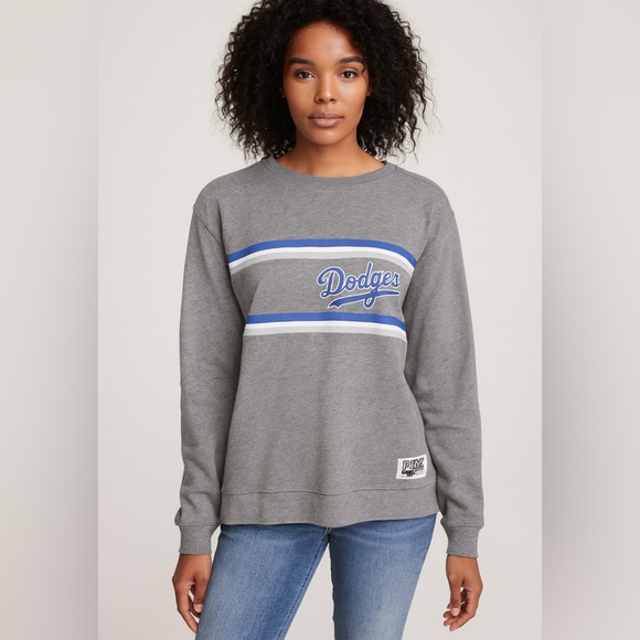 Victoria’s Secret PINK Dodgers Crewneck Sweatshirt Gray Fleece Women’s M New - Picture 1 of 7